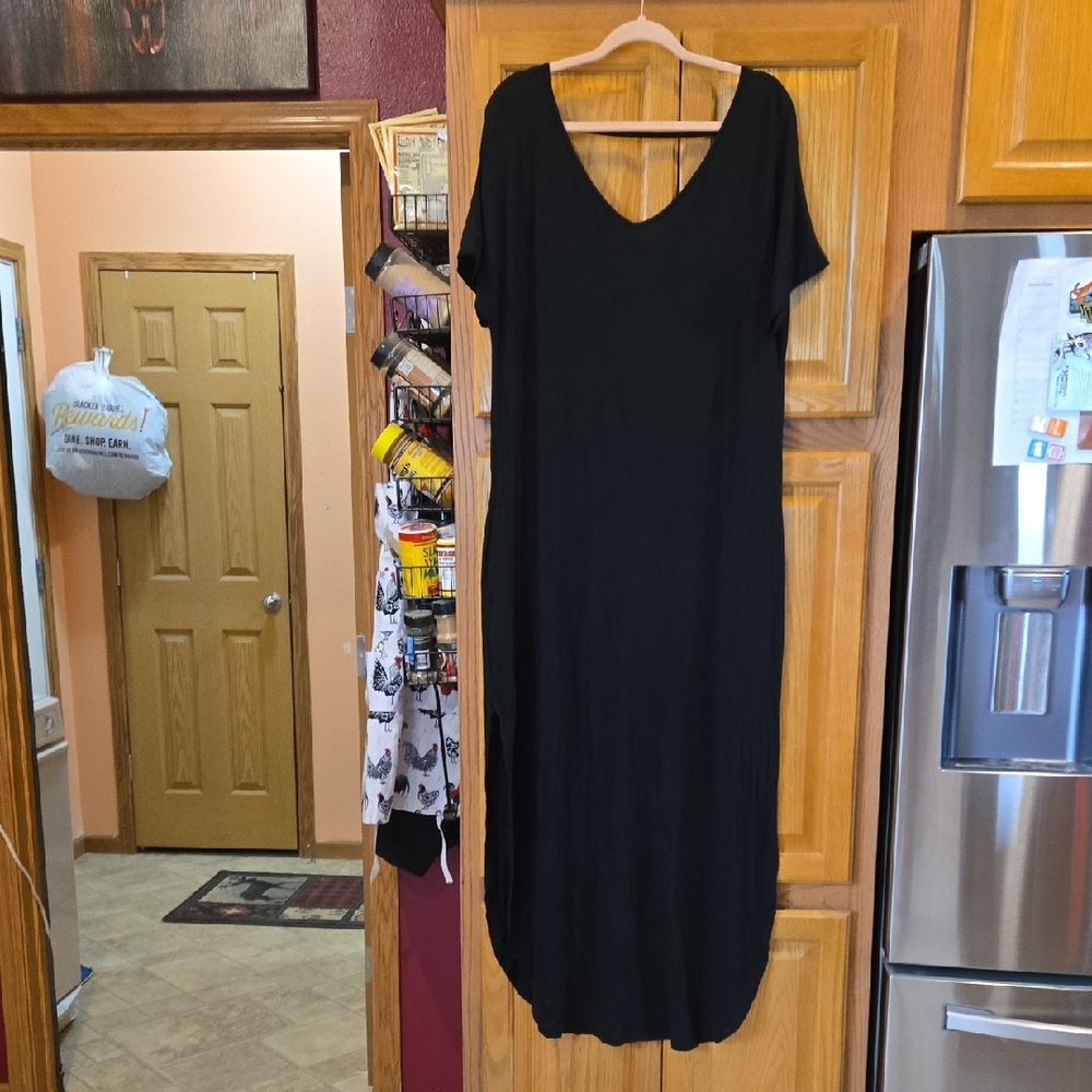 Maxi Dress - Picture 1 of 8